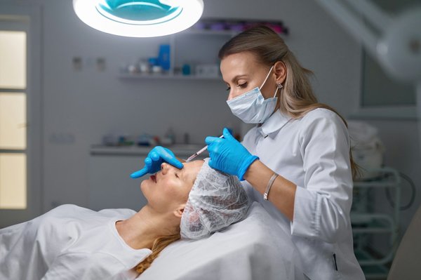 Le patch anti-âge à microaiguilles : l'innovation pour votre peau