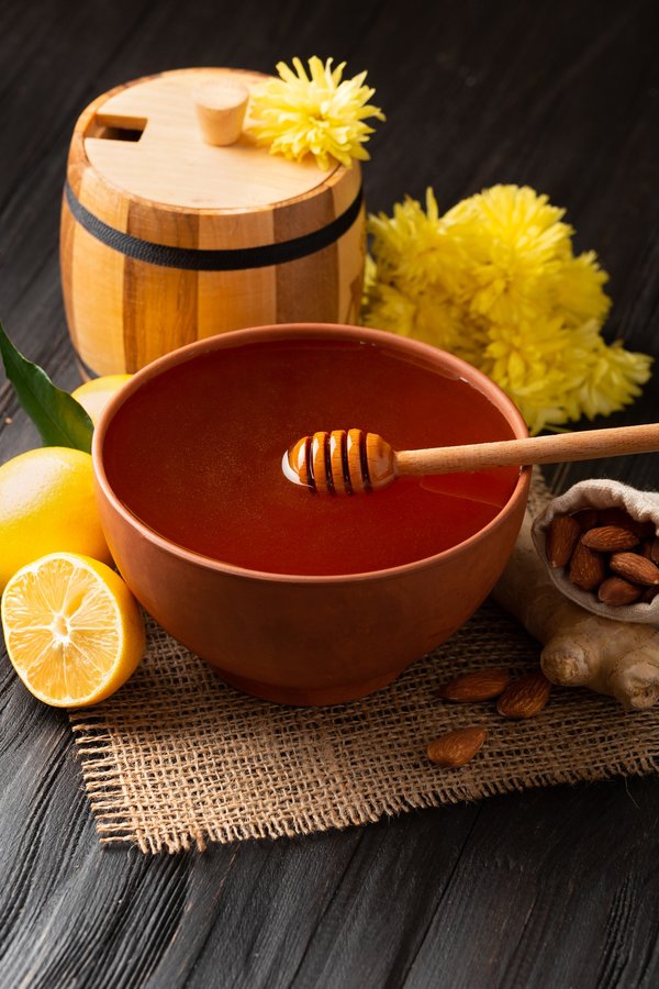 Miel de nigelle en gros : qualité et bienfaits pour la santé